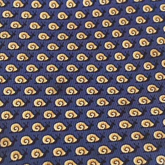 Hermès 100% Silk Tie “Snails” - Picture 3 of 12